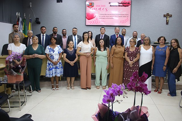 Homenagem ao Dia das Mães. (Imagem Denílson Lopes