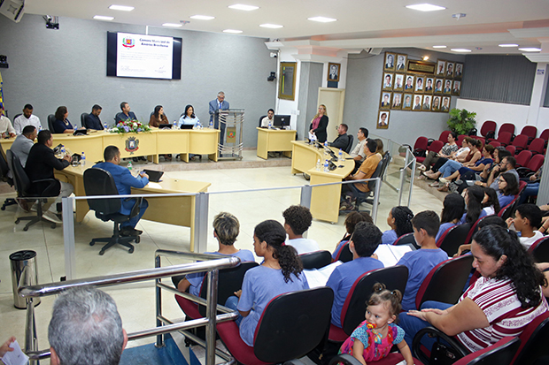 Vista parcial do plenário da câmara municipal. (Imagem: Denílson Lopes)