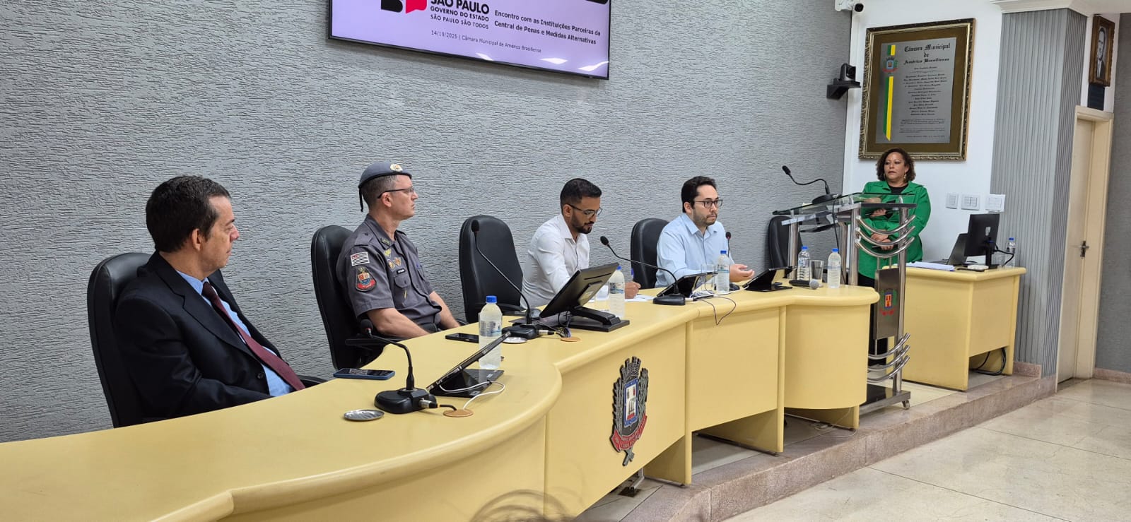Dr. Romão (delegado), Capitão Gardim, Maicon Rios (presidente) e Dr. Daniel, Juiz de Direito