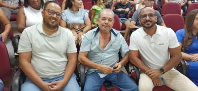 Vereador Ademir da Saúde, Silas da Sadia com DR. Maicon Rios (presidente do legislativo). Imagem: Denílson Lopes