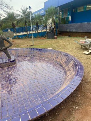 Revitializa esciltura do jardim - foto 02 - dia 09.08.2024 Revitializa esciltura do jardim - foto 02 - dia 09.08.2024