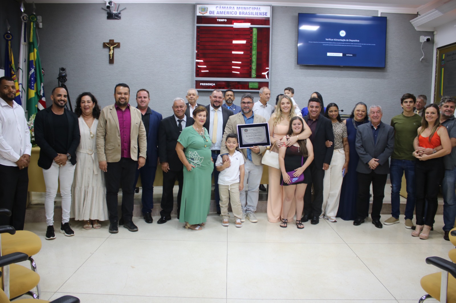 Dr. Ezequiel Rios recebe o Título de Cidadão Ameriliense