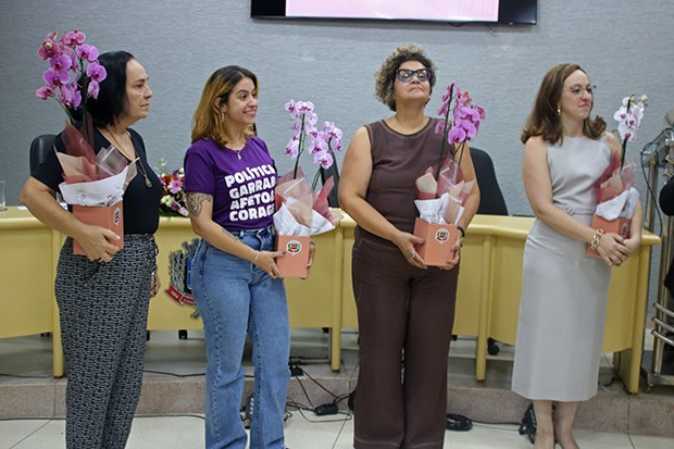 Deputada Márcia Lia, Lais de Conti (assessora Thainara Faria), Meire Silva e Eloiza Moralles (presidente Fundo Social)