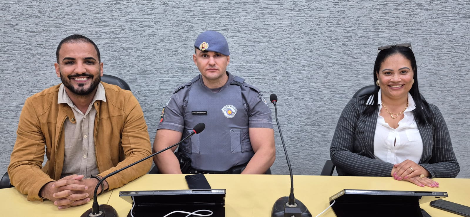 Vereadores de Américo participam de reunião com Sargento Ferreira da Polícia Militar